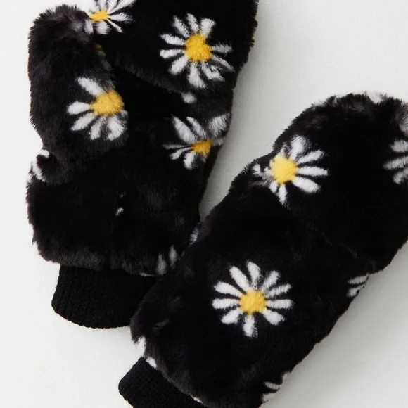Free people lazy daisy plush set - Picture 4 of 8